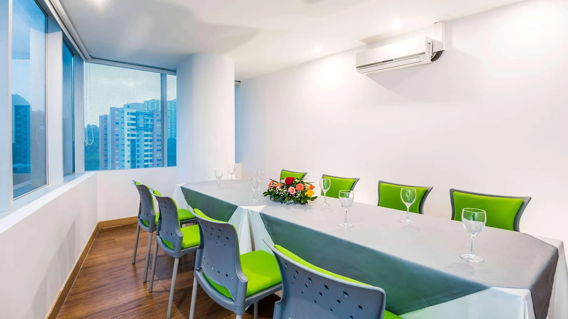 Hotel La Quinta By Wyndham Medellin