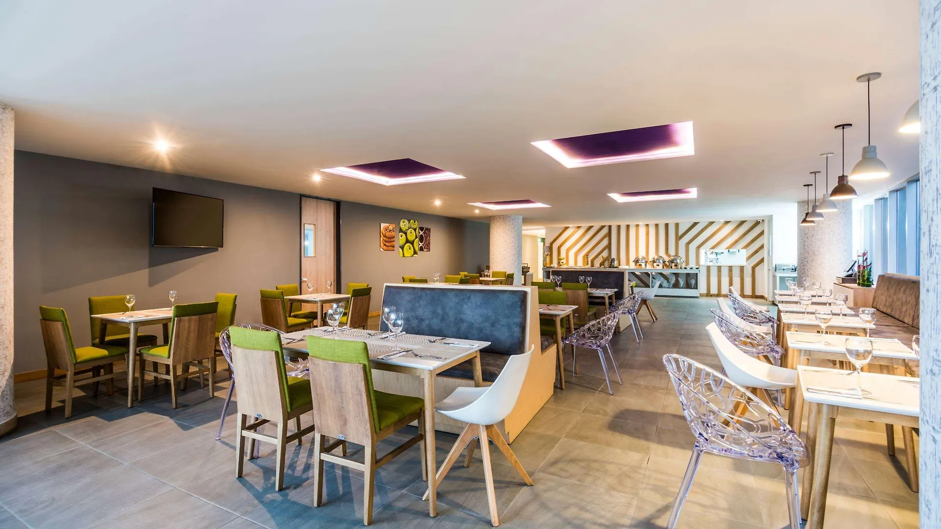 La Quinta By Wyndham Medellin Hotel