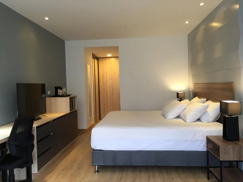 La Quinta By Wyndham Medellin Hotel