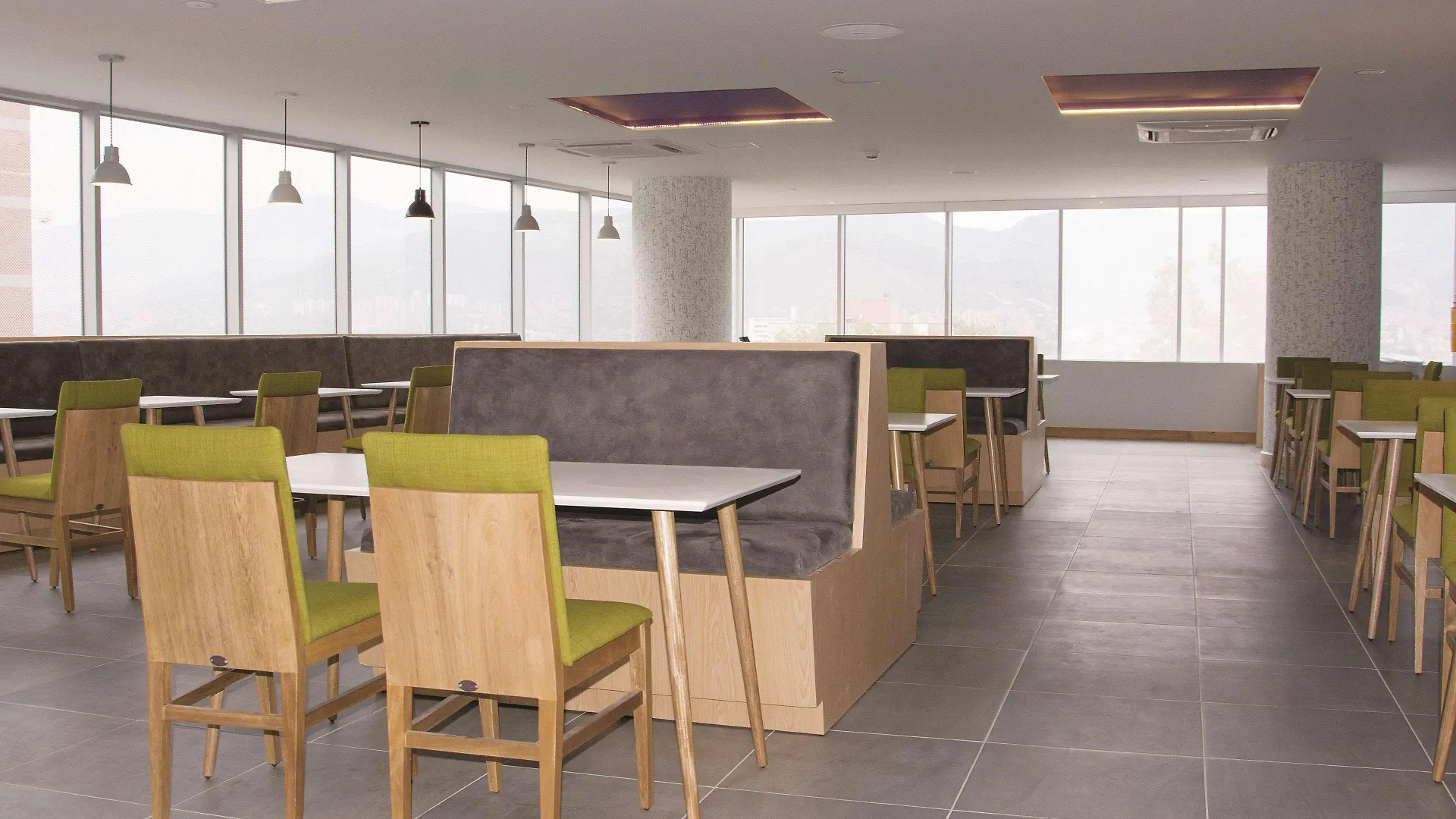 La Quinta By Wyndham Medellin Hotel