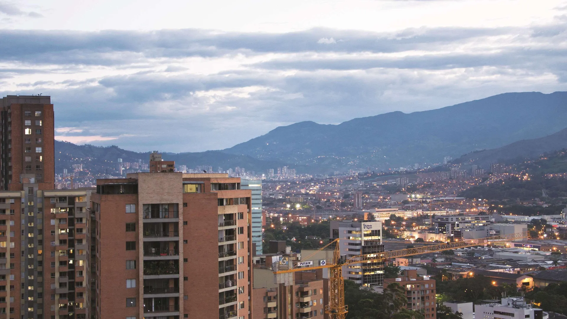 La Quinta By Wyndham Medellin Hotel